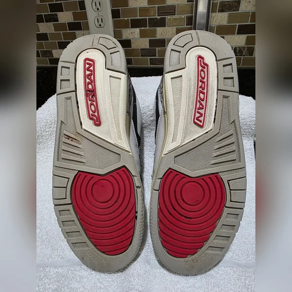 Nike Air Jordan Legacy 312 Low Grey Cement Women's 6.5/5Y CD9054-101 - Picture 6 of 8